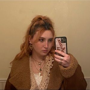 Meet your Posher, Kenzie